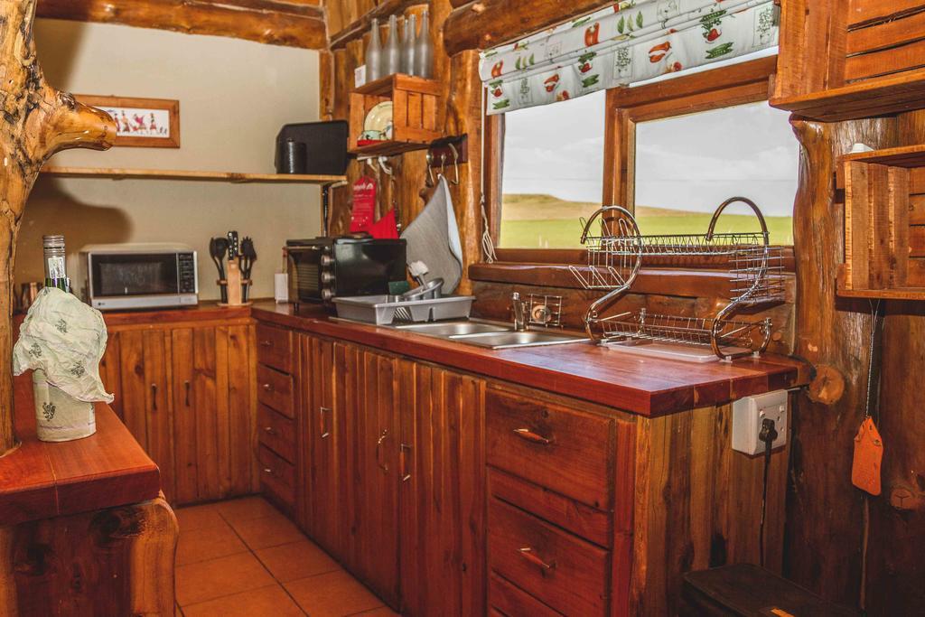 A Log Home At Buffalo Creek Buffeljagsrivier Exterior photo