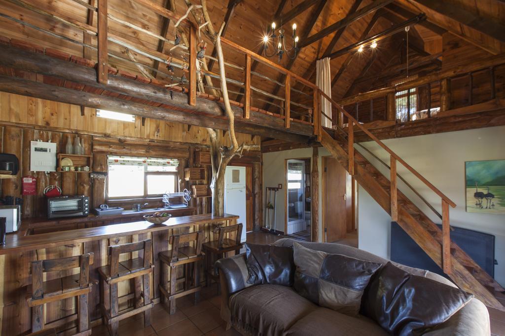 A Log Home At Buffalo Creek Buffeljagsrivier Exterior photo
