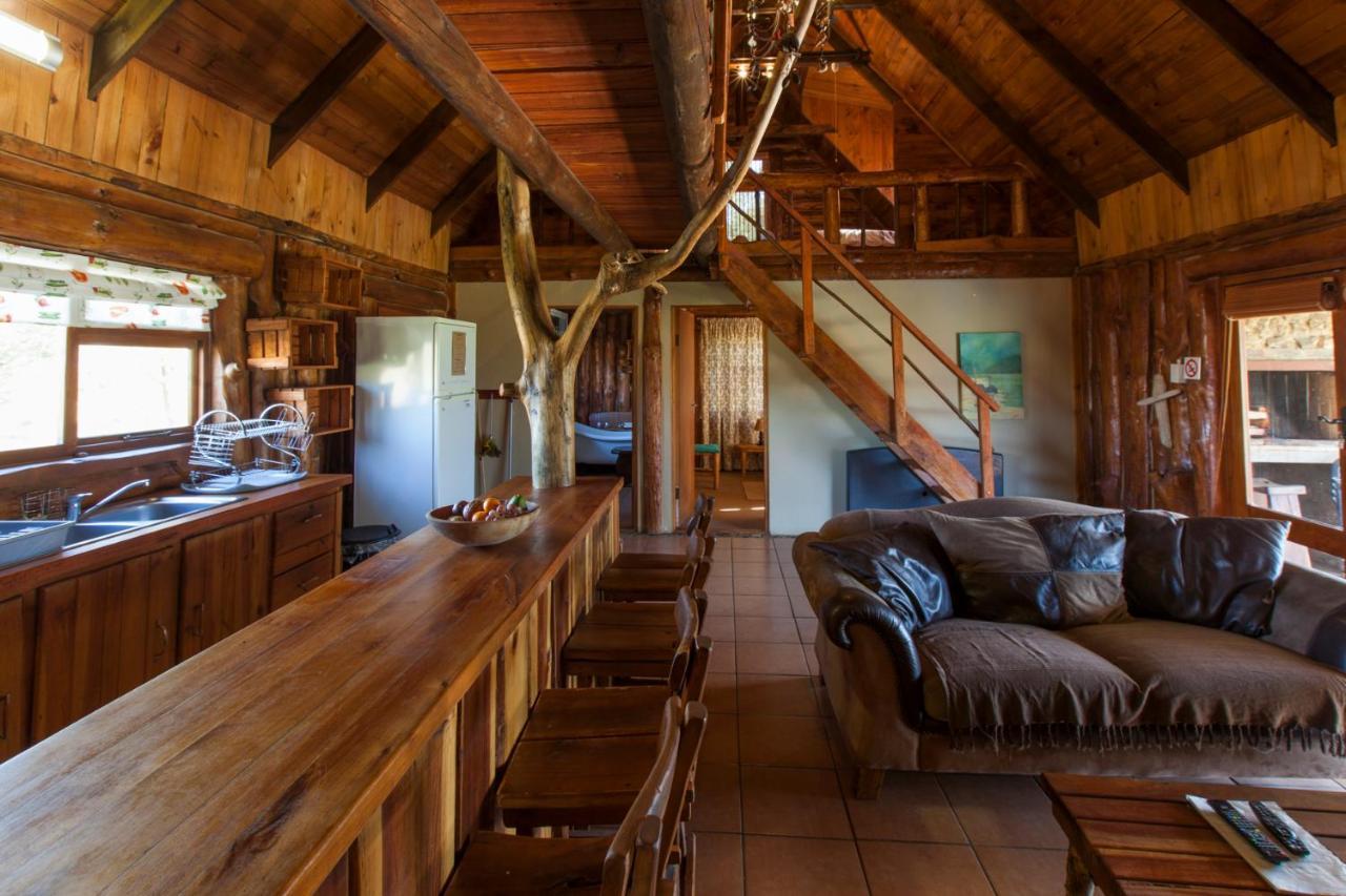 A Log Home At Buffalo Creek Buffeljagsrivier Exterior photo